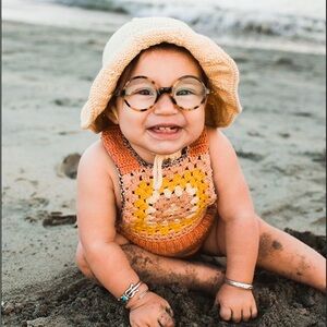 Misha and Puff starling knit hat